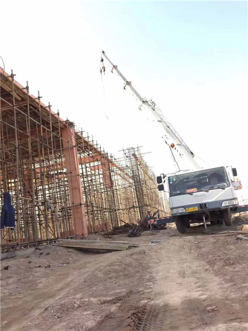 孝感市吊车作业的安全注意事项有哪些？